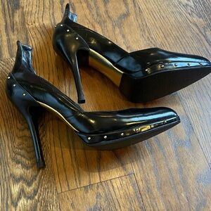 Gucci Black Patent Leather pumps with gold studs